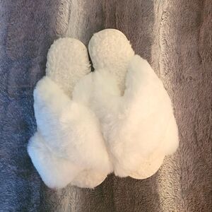 Lemon Collection slippers size L/XL NWOT